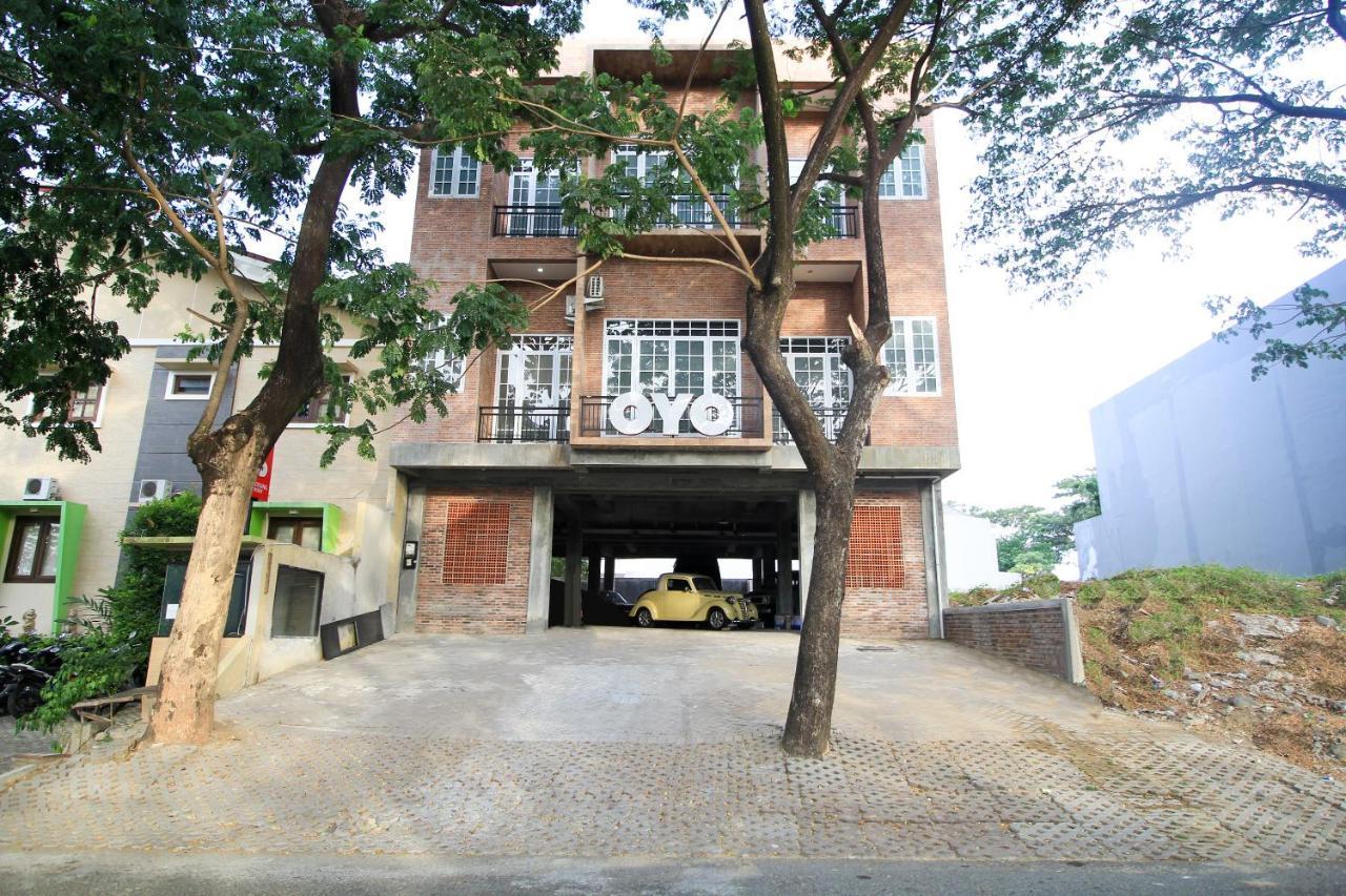 Oyo 204 Blessing Residence Surabaya Esterno foto